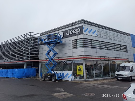 Autobrava fasades noformešana krasta iela (7)