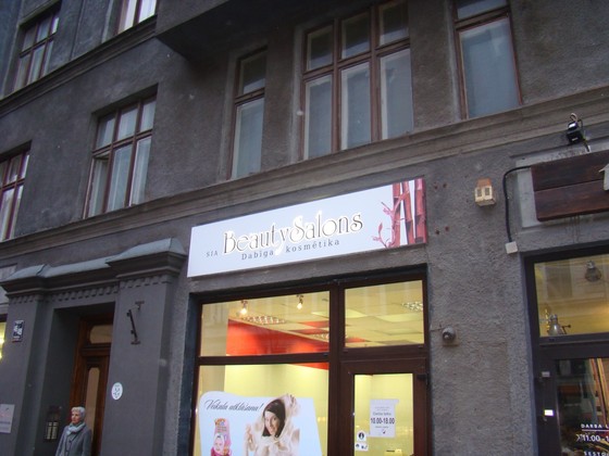 beauty salons kompozīta gaismas kaste (5)