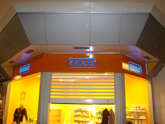 Guam reklāma no kompozīta paneļiem (5)