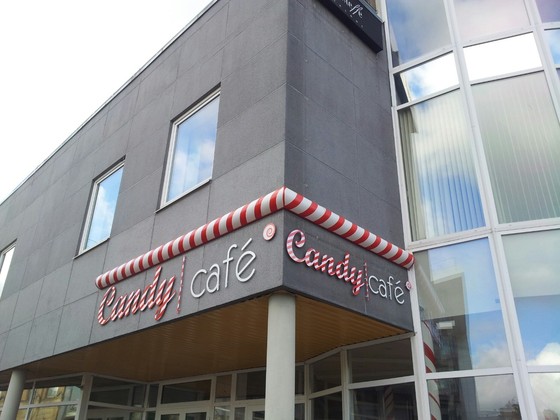 Candy Cafe burti no palstikāta (2)