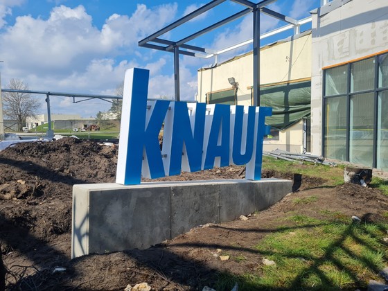 Knauf Logo uz pamatnes (3)