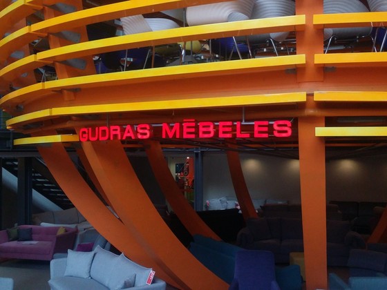 LED burti gudras mebeles (1)