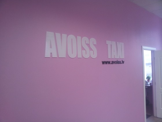 Avois Taxi logo (8)