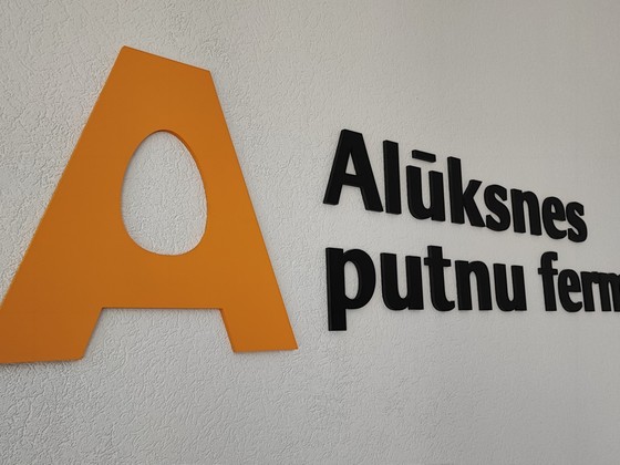aluksnes putnu ferma logo no PVC