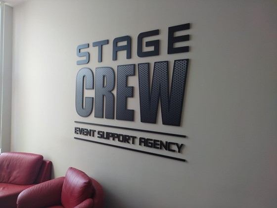 Stage CREW logo