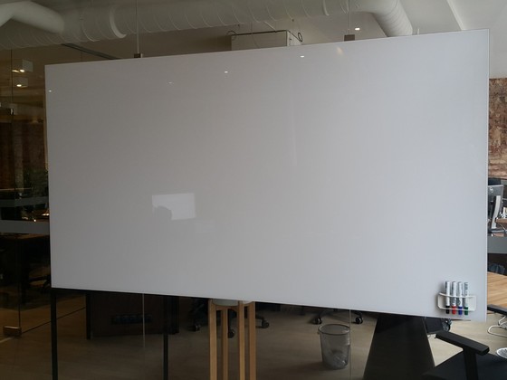 skandiweb stikla tafeles (6)