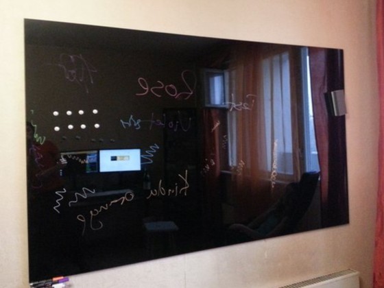 Stikla WhiteBoard_melns